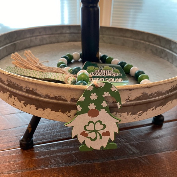 St. Patricks Day Gnomes Kitchen Towels & St. Patrick’s Day Gnome Figures Bundle - Picture 13 of 16